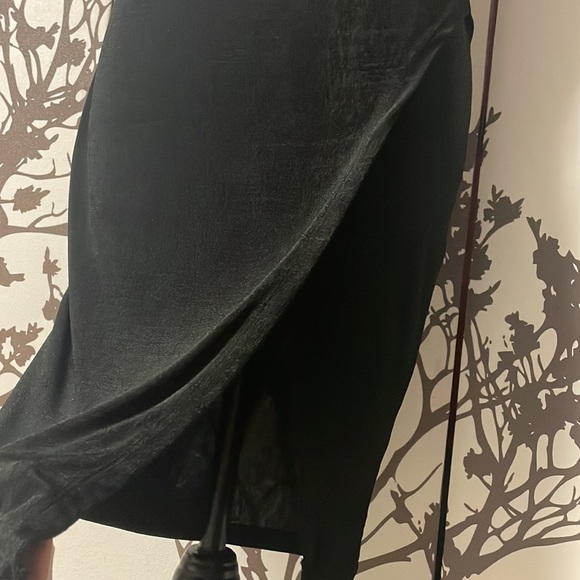 ReVamped Size Small Black Asymmetric Adjustable Strap Dress with Slit NWOT $30 - Picture 7 of 13